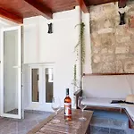 Bakaric Deluxe Apartment